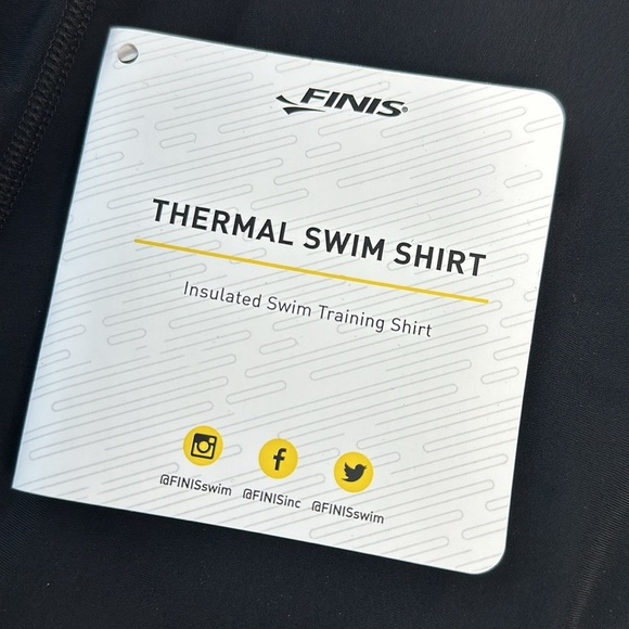 FINIS Thermal Swim Shirt in Black - Picture 5 of 15